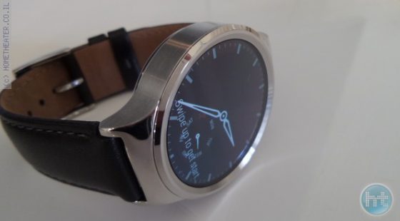 Huawei Watch – פתיחת קופסא