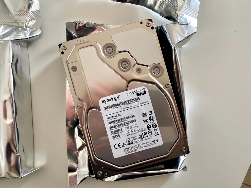 ביקורת: סדרת הכוננים הקשיחים של Synology מדגם HAT5300