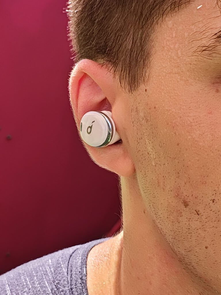 אוזניות הדגל החדשות של Anker מדגם Soundcore Liberty 3 Pro