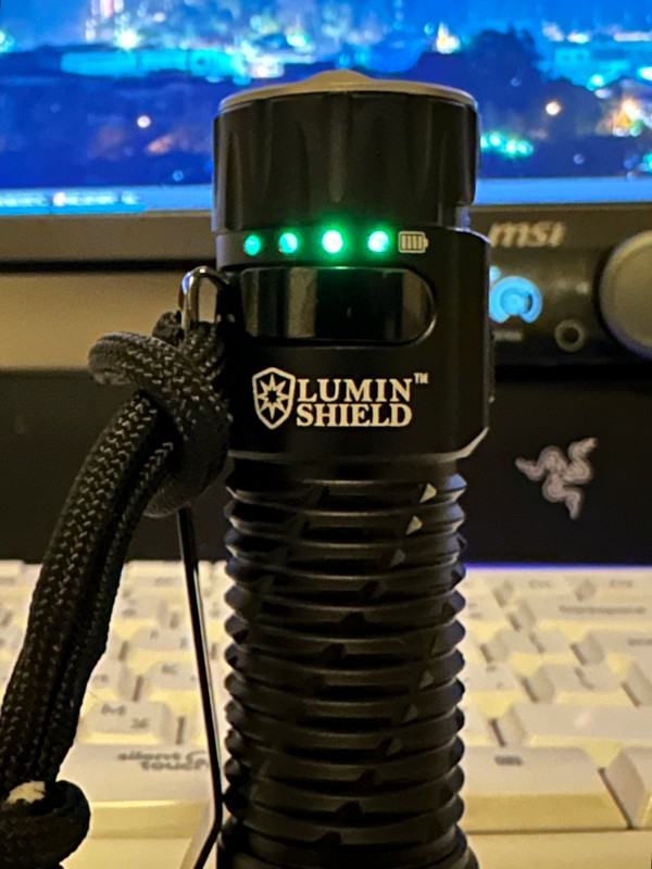 ביקורת: פנס Nitecore EDC33