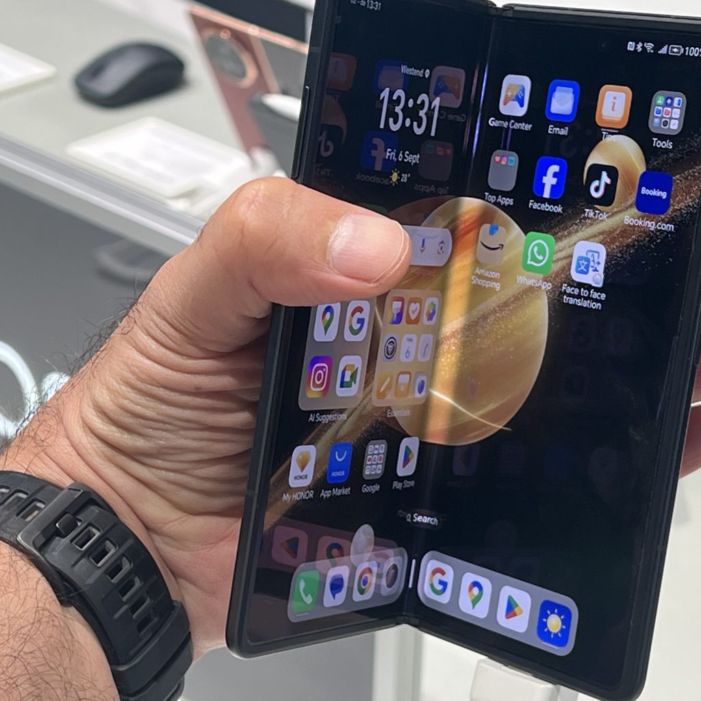 IFA2024: זה ה- Magic V3. המתקפל הכי דקיק