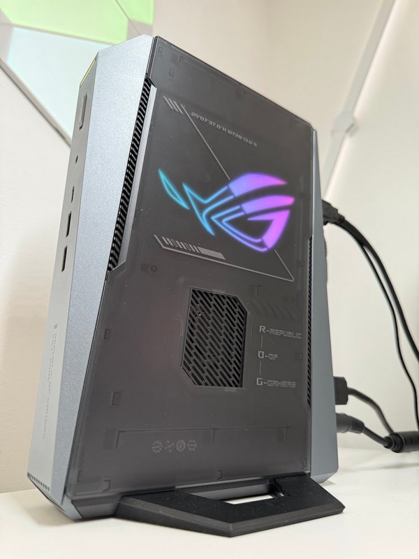 ביקורת: ROG GR70 Gaming Mini PC | כשהגודל מפנה את הבמה לביצועים