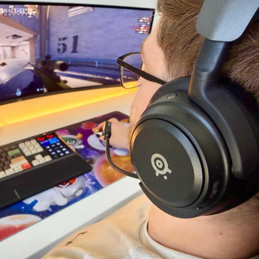 ביקורת: SteelSeries Arctis Nova Pro Omni | בין סאונד מושלם לשקט יחסי