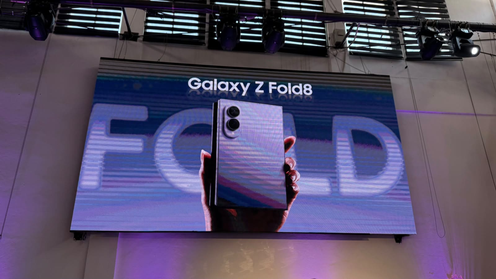 Galaxy Z Fold 8 באירוע ההשקה